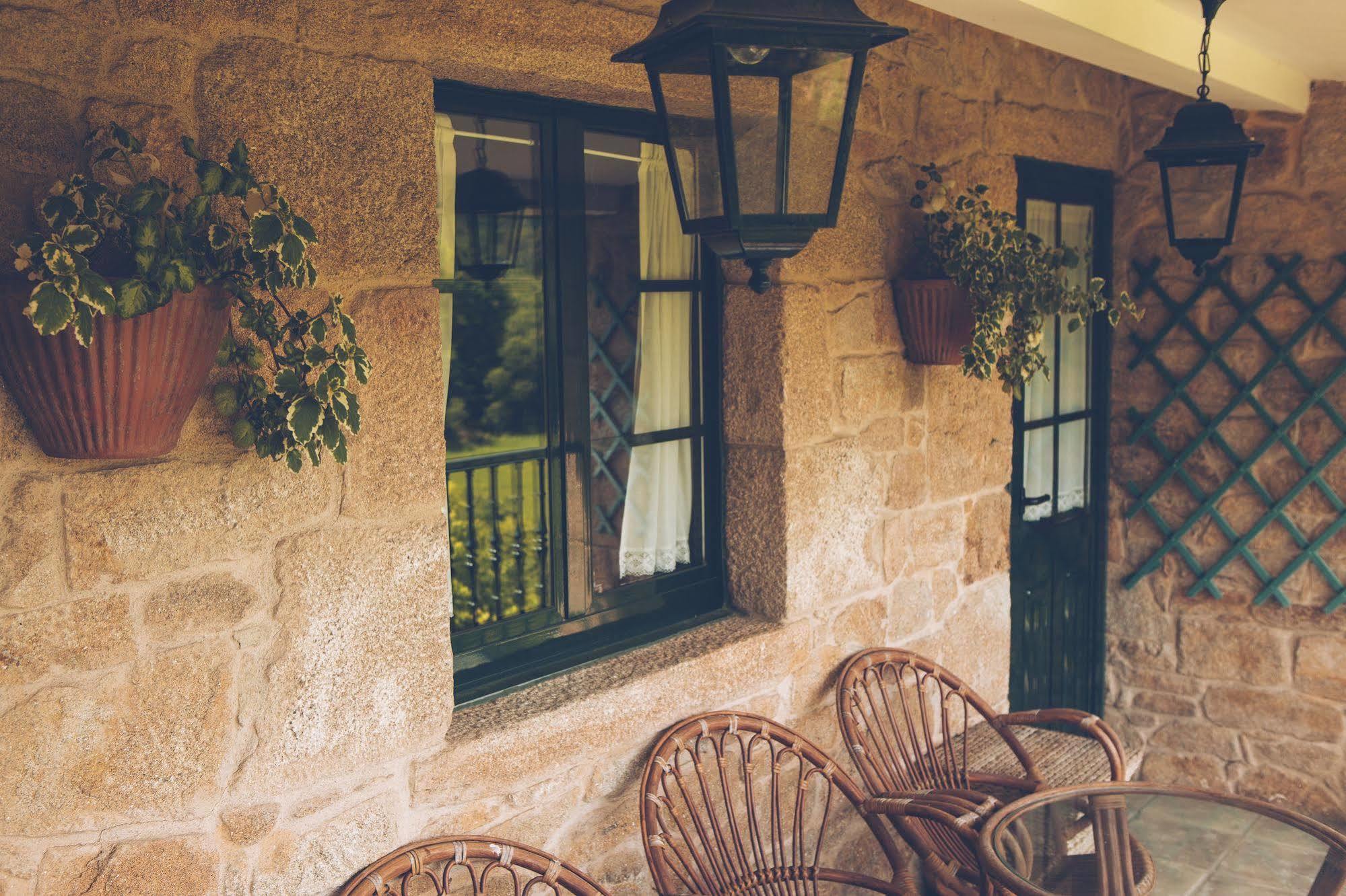 Parada De Francos Guest House Teo Bagian luar foto